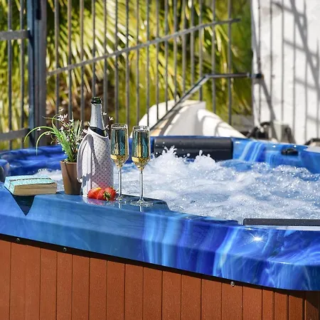 The Secret Garden Semesterbostad *