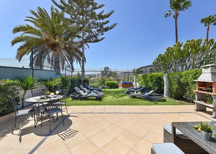 The Secret Garden Πλάγια ντελ Ινγκλές